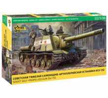 Сборная модель ZVEZDA 1/35 Советская тяжелая самоходно-артиллерийская установка ИСУ-152 3721