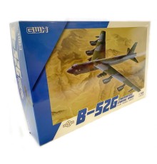 1/144 Стратегический бомбардировщик B-52G Stratofortress (поздний) Great Wall Hobby L1009